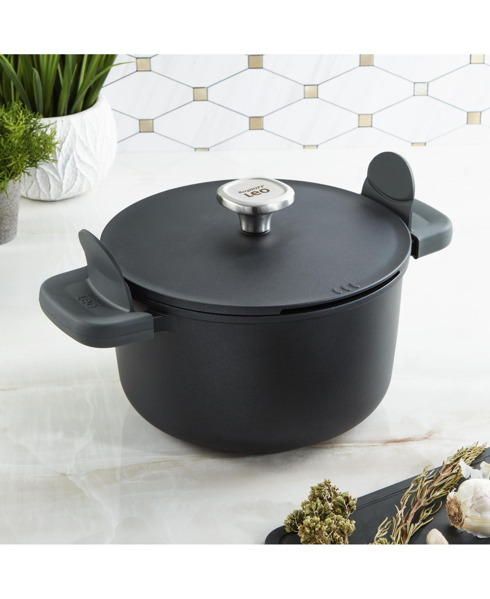 BergHOFF Leo Phantom кастрюля с керамическим антипригарным покрытием 10" 5.8qt, Recycled