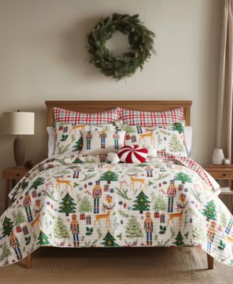 Levtex Home Nutcracker Reversible 3-Pc. Quilt Set, King/California King
