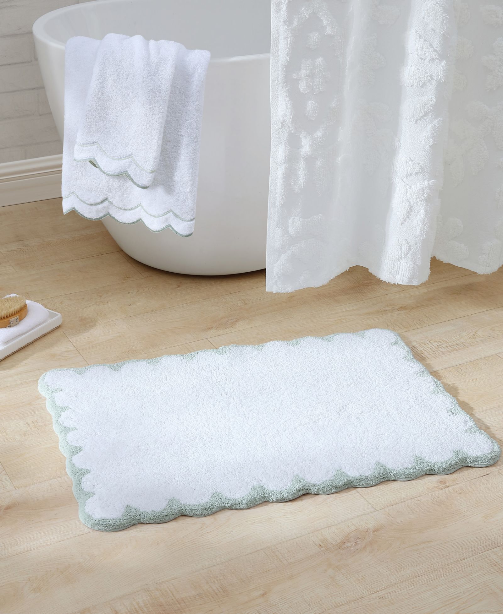 Хлопковый коврик для ванной Peri Home Scallop, 30" x 20"