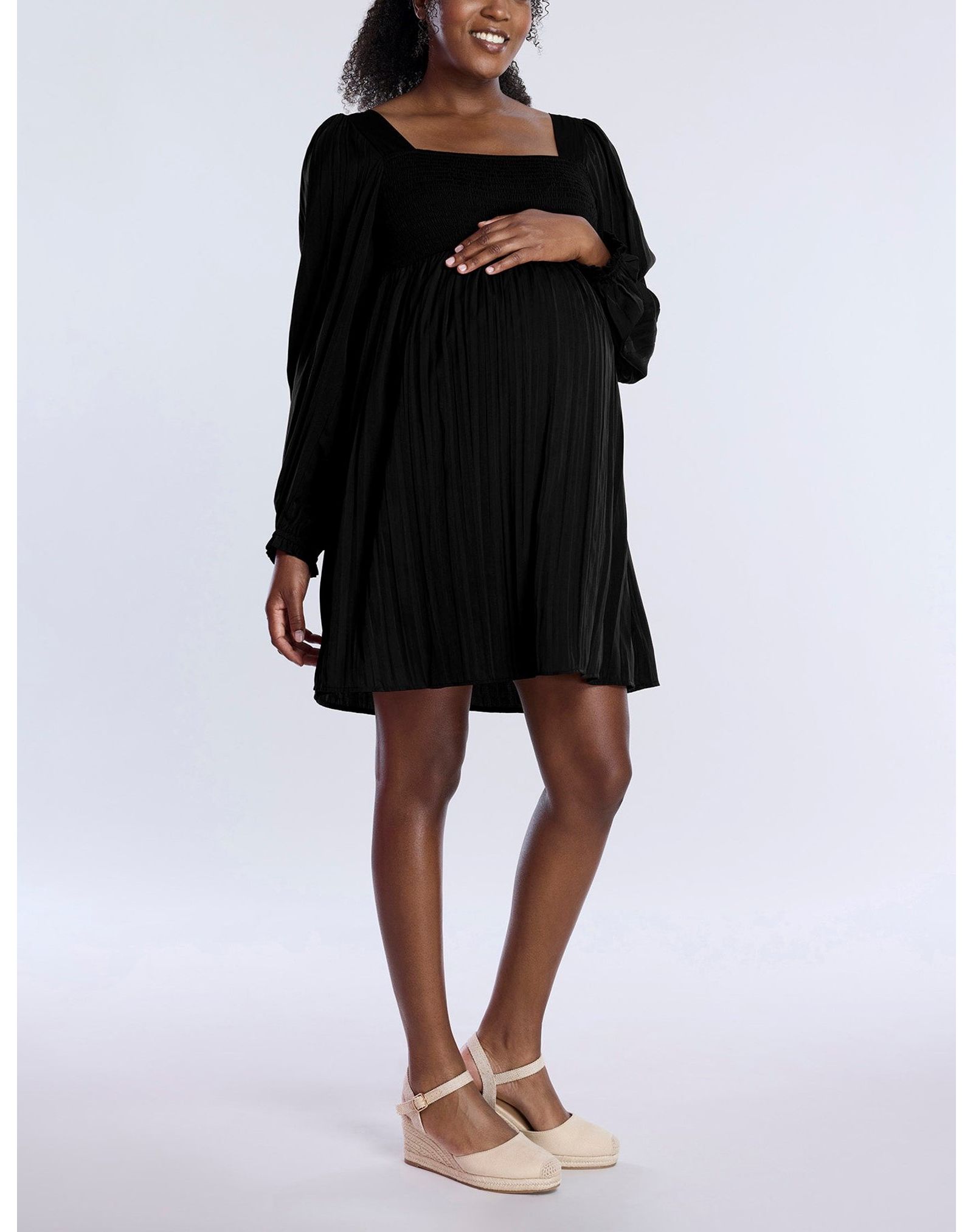 Женское мини-платье Motherhood Maternity Smocked Babydoll с длинным рукавом