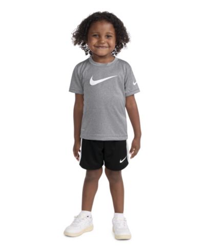 Nike Детский набор: футболка и шорты Dri-FIT Swoosh