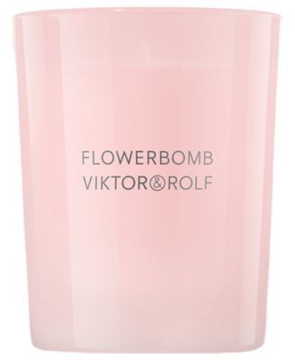 Бесплатная свеча Viktor & Rolf Flowerbomb Deluxe при покупке женского парфюма Viktor & Rolf на сумму $180