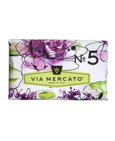 No.5, water lily & sandalwood