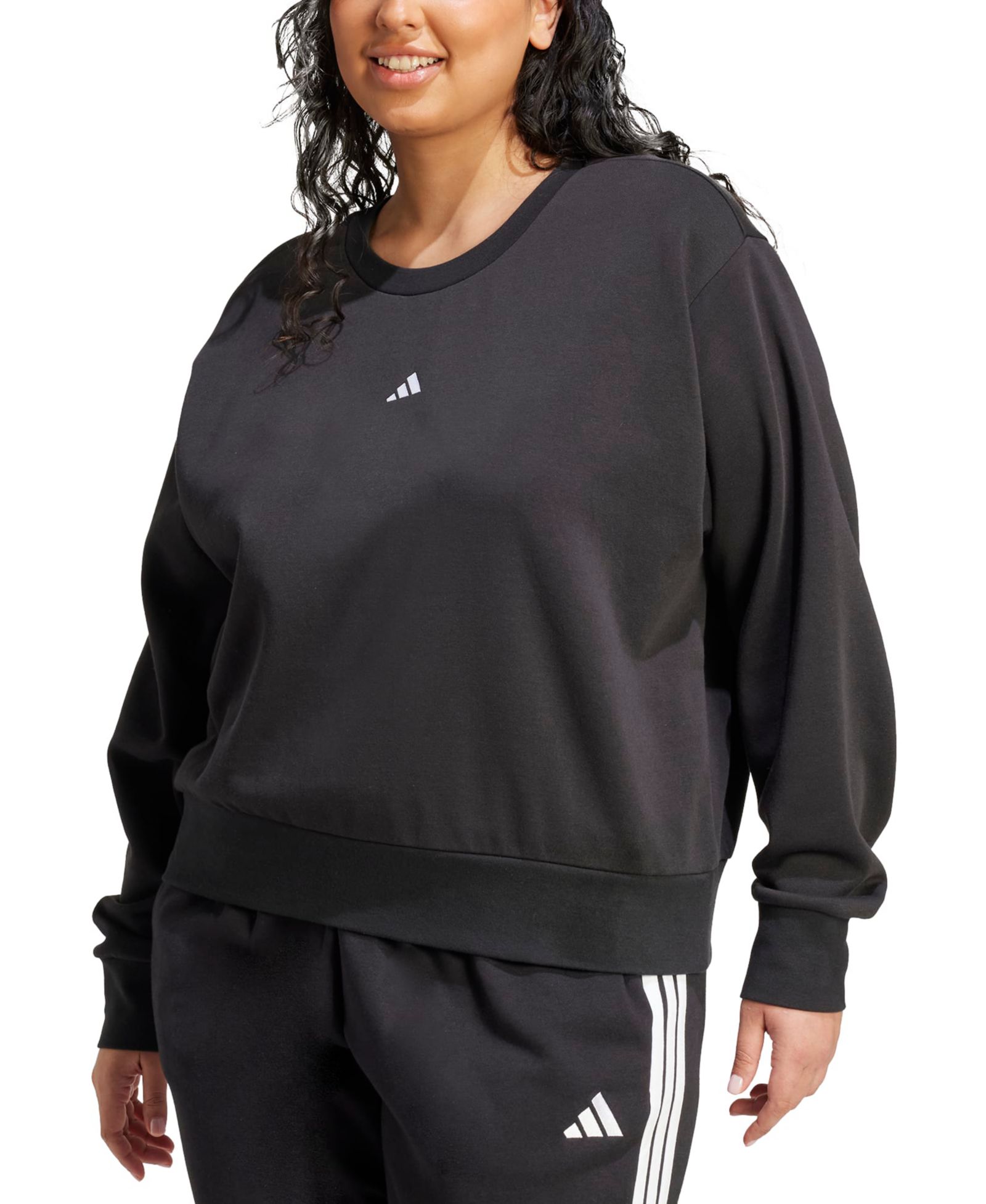 Свитшот из флиса adidas Plus Size Essentials Small-Logo Fleece Sweatshirt