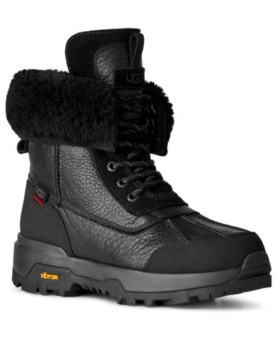 UGG® Women's Adirondack XXV Round Toe Boots