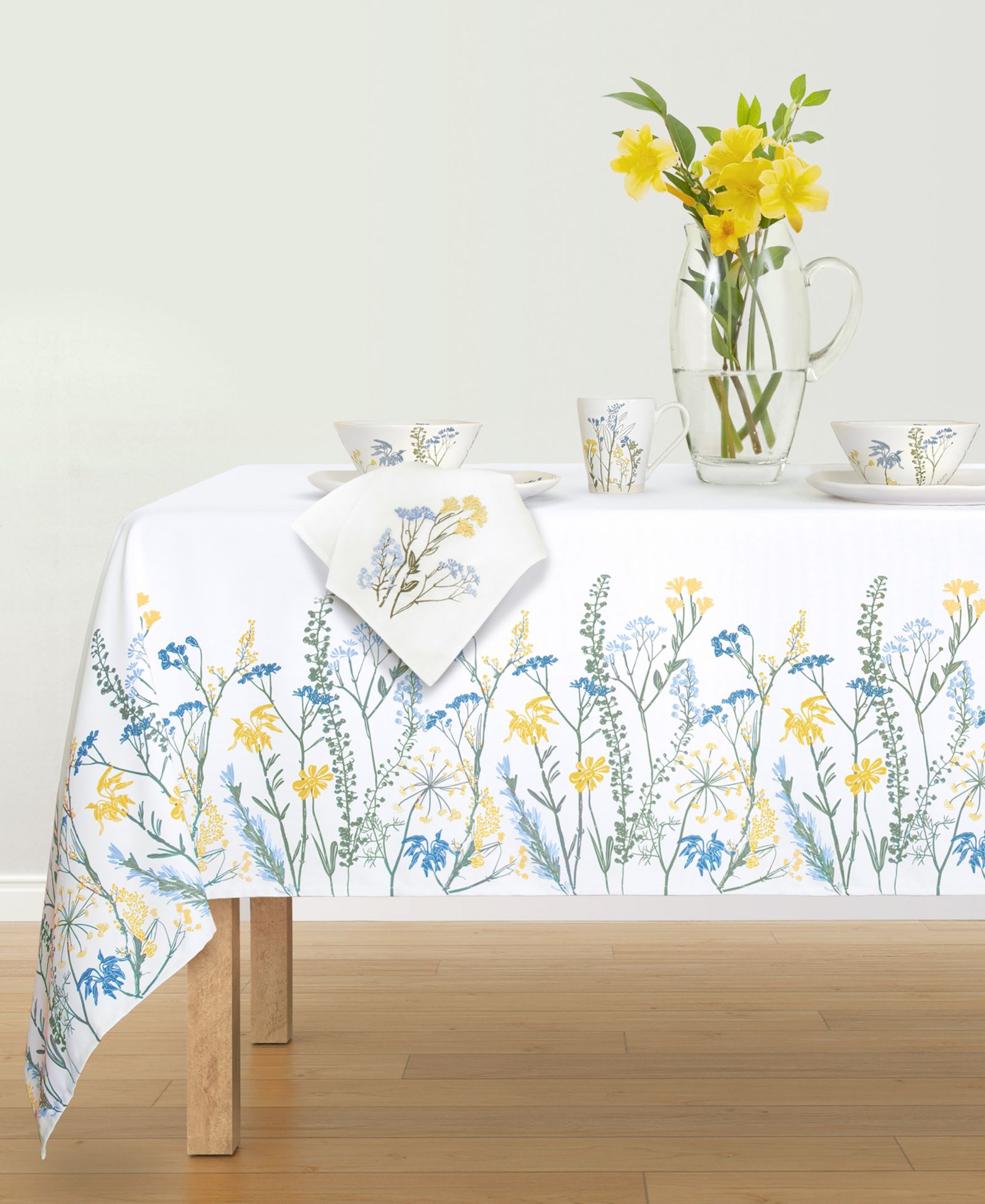 Lenox Wildflower Border Rectangular Tablecloth, 60" x 102"