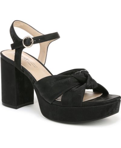 Женские босоножки LifeStride Women's August Square Open Toe Platform Sandals