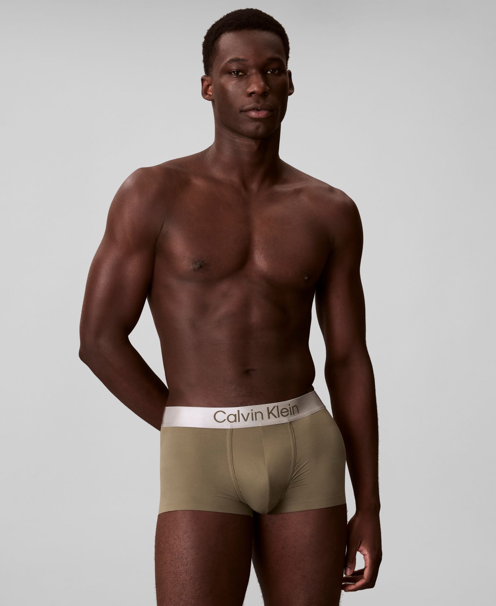 Calvin Klein Men's Logo Trunk Underwear