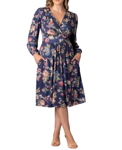 Navy floral motif
