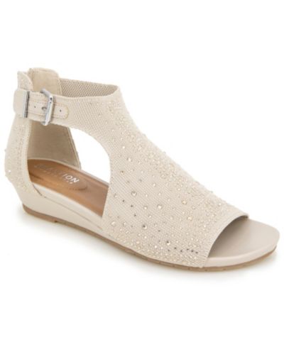 Kenneth Cole Reaction Women's Gail Stretch Wedge Sandals