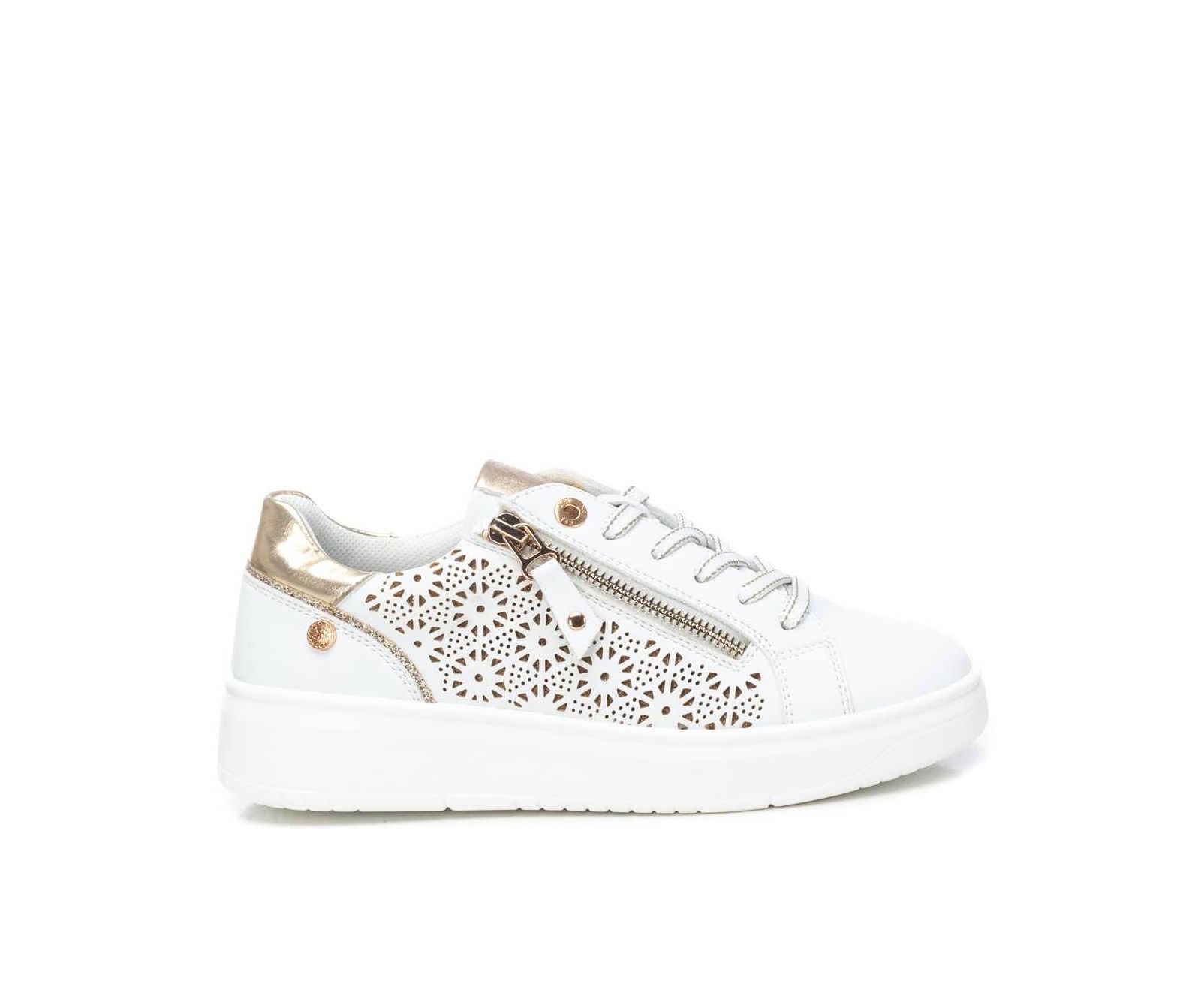 XTI Women's Casual Comfort Sneakers