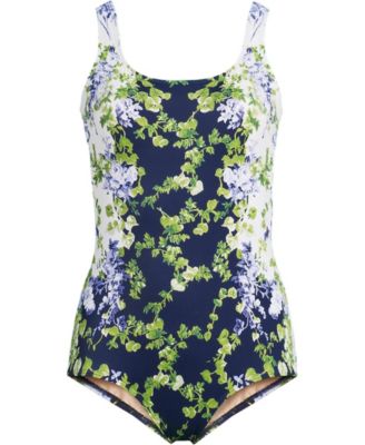 White/navy blooms