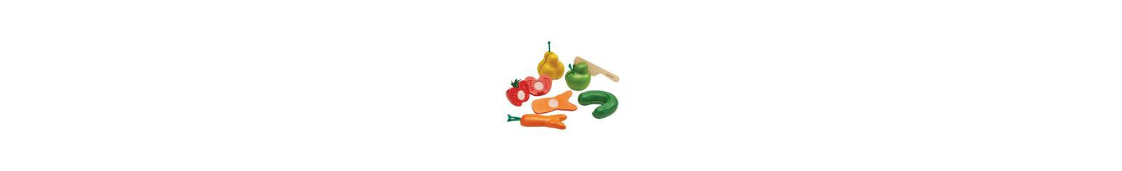 Plantoys Wonky Fruits and Vegetables Sliceable 6-Piece Set, Ages 12-24 Months