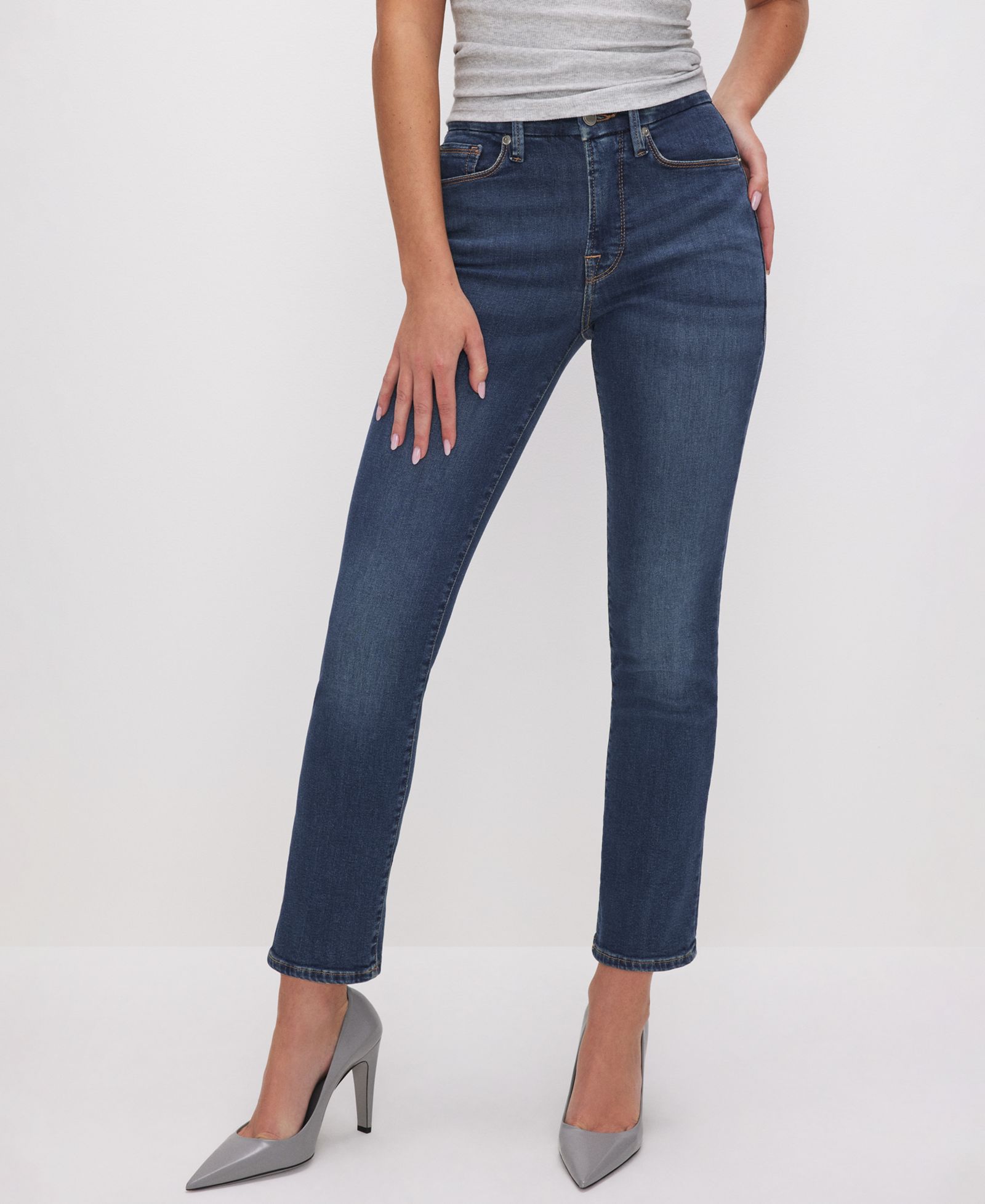 Good American Women's Good Legs Straight Jeans, Regular & Plus Size