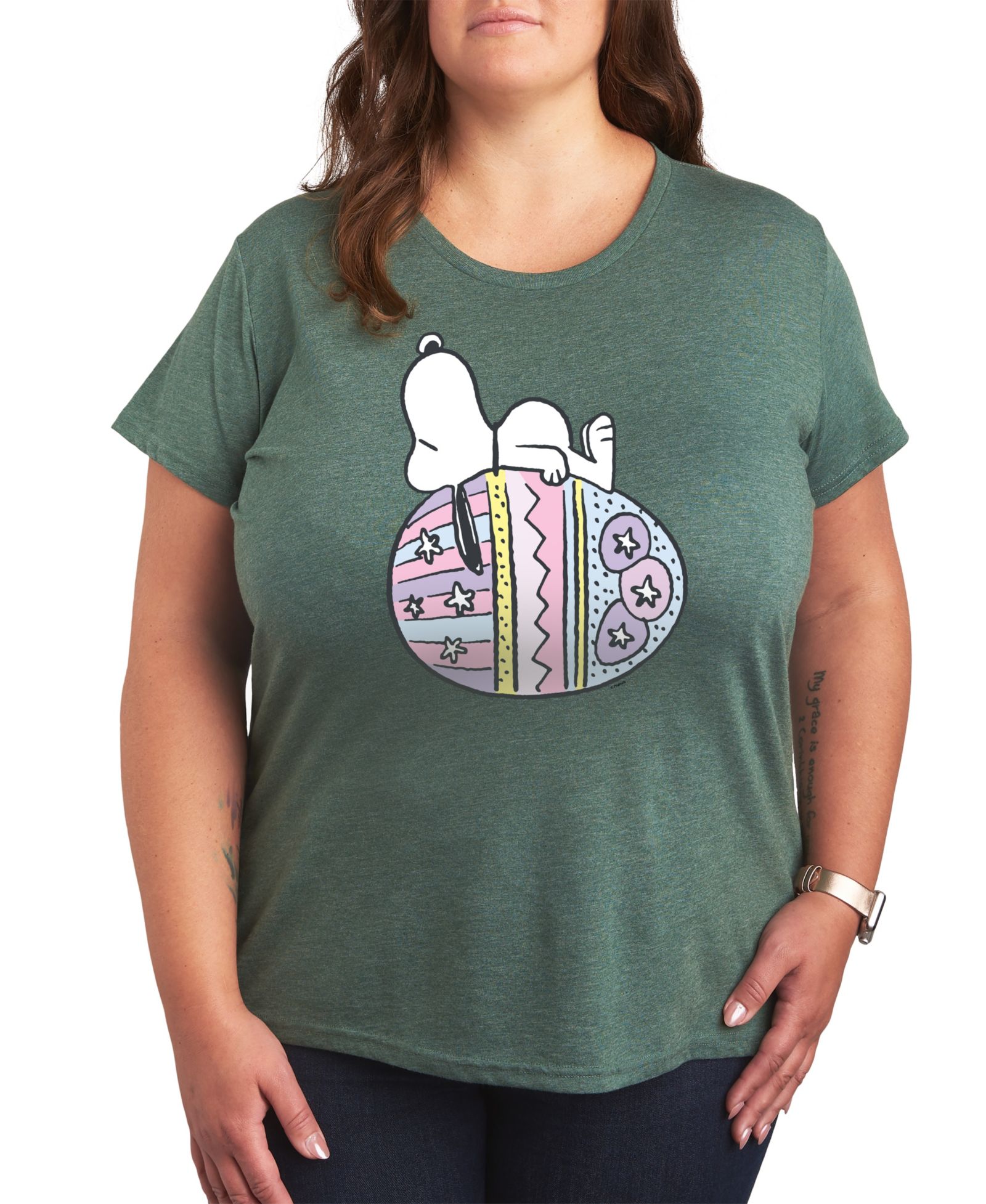 Hybrid Apparel Женская футболка Plus Size с принтом Peanuts Happy Easter Egg