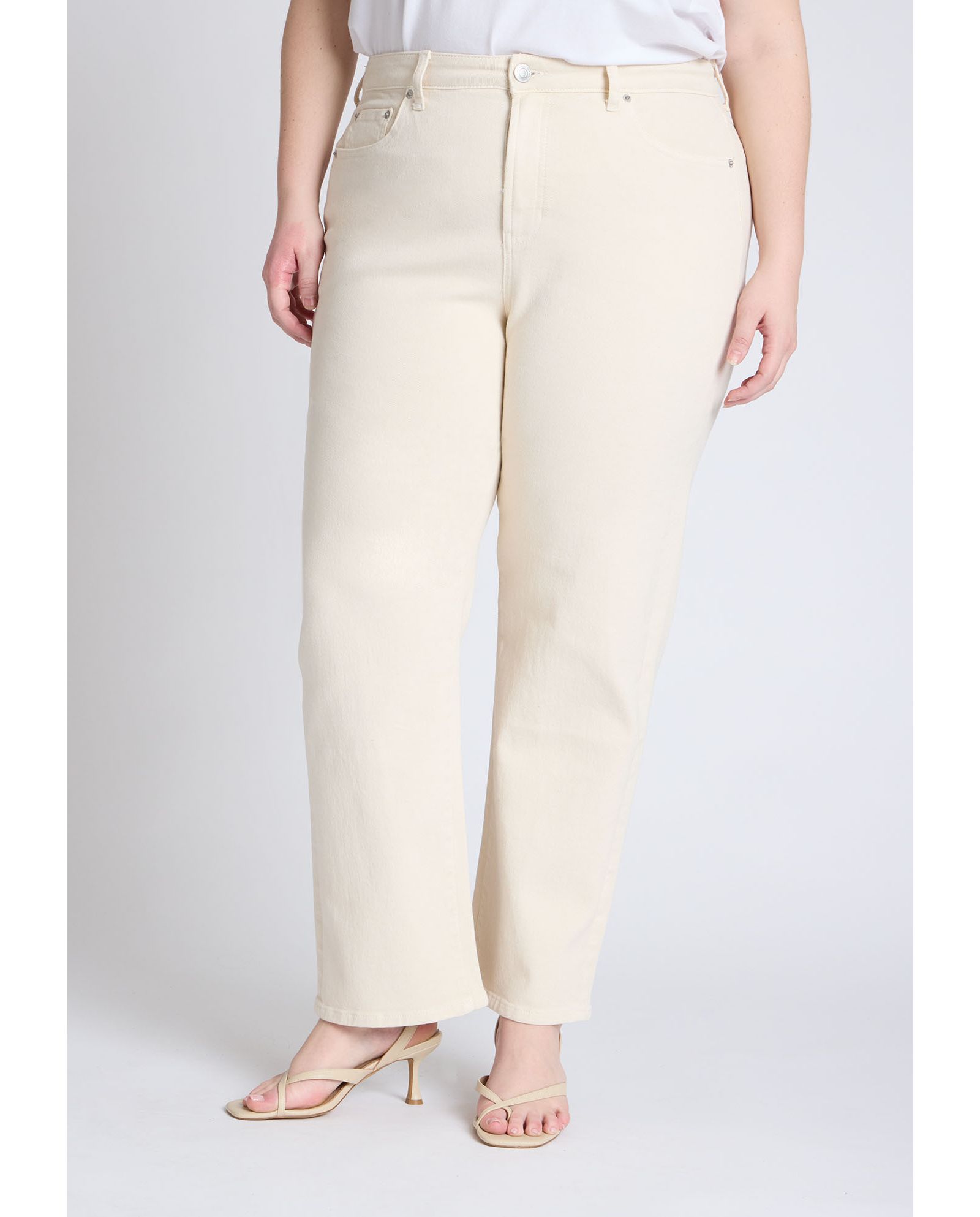 ELOQUII Women's Plus Size The Naomi Comfort Stretch Straight Jean