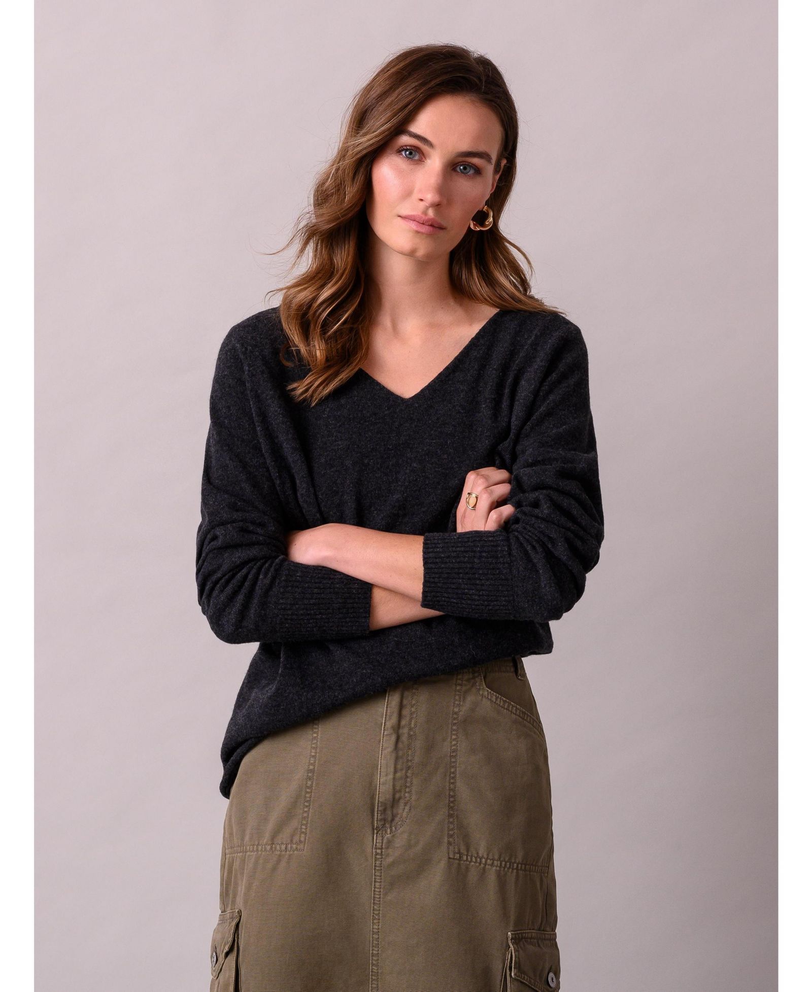 Celtic & Co. Women's Geelong Wool Slouch V-Neck Sweater