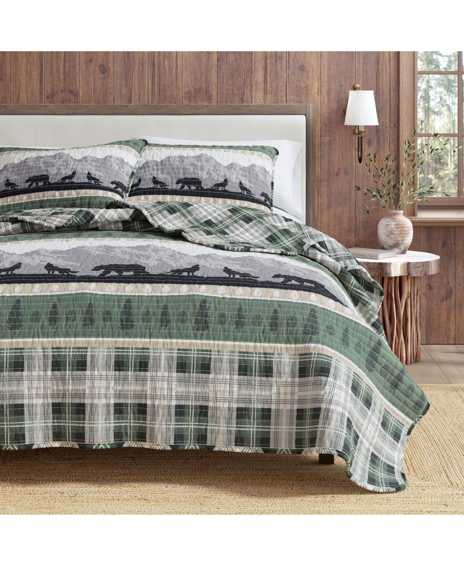 Linery & Co Mountain Scape & Plaid Microfiber Quilt Set с наволочками