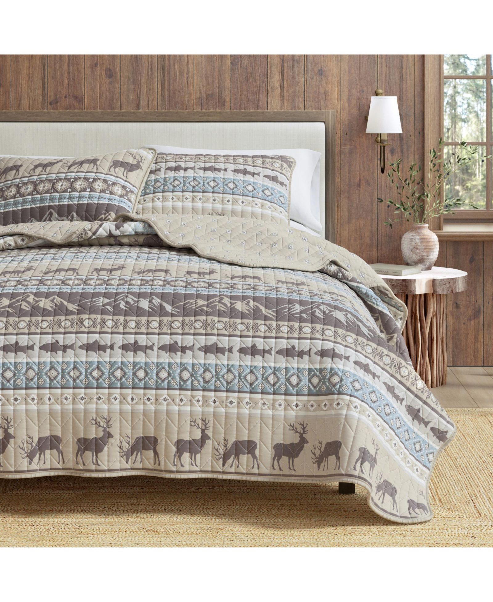 Linery and Co. Wildlife Stripe Lodge Quilt Set с наволочками