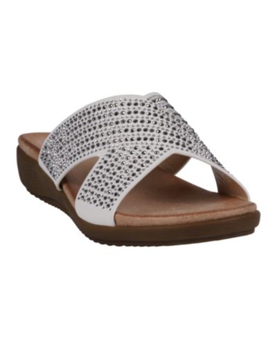 Женские сандалии GC Shoes Sharlene Embellished Cross-Strap Flat