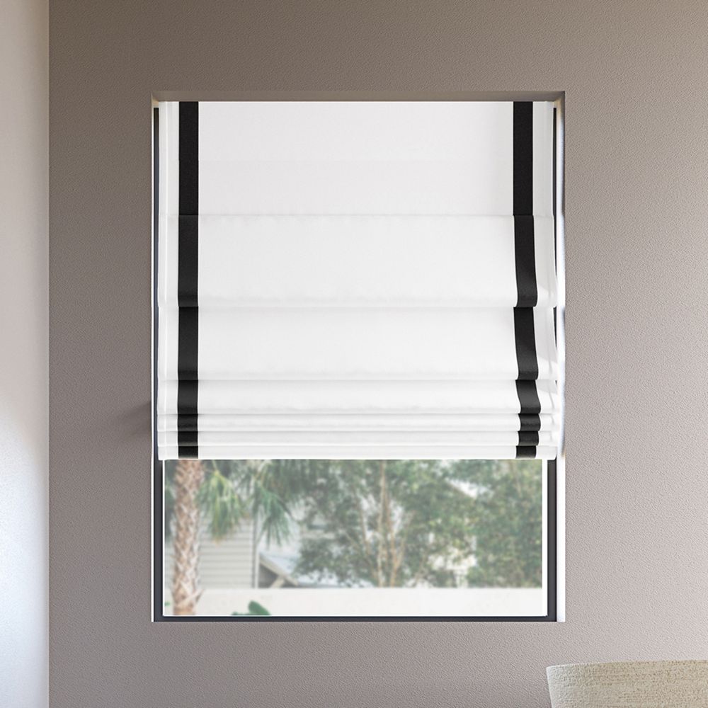 Sun Zero Olander Black Ribbon Border 100% Blackout без шнура римская штора