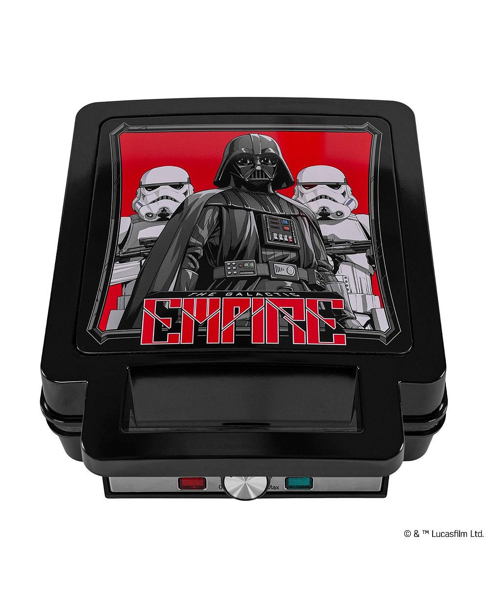 Uncanny Brands вафельница Star Wars Darth Vader Storm Trooper Deluxe с культовыми персонажами