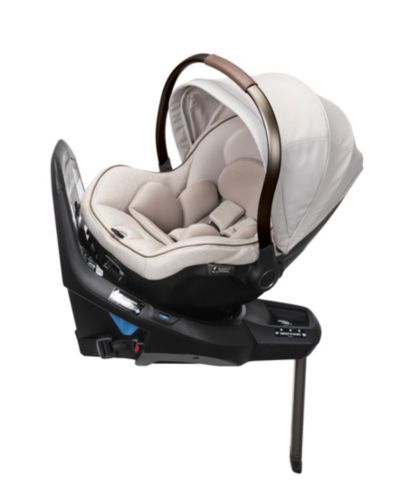 Maxi-Cosi Peri 180 поворотное автокресло