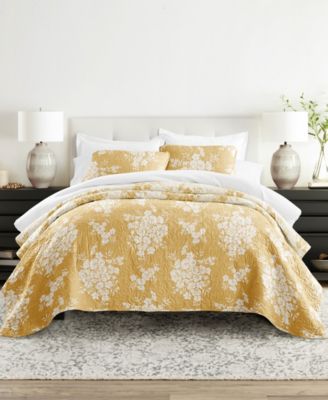 Комплект стеганых покрывал ienjoy Home Distressed Bouquet Reversible 3-Pc., Full/Queen