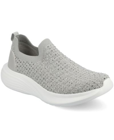 Женские кеды Journee Collection Linnea Embellished Slip On