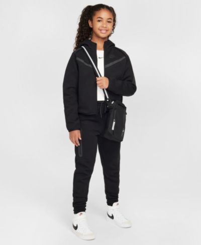Nike Girls' 7-16 Long-Sleeve Hoodie