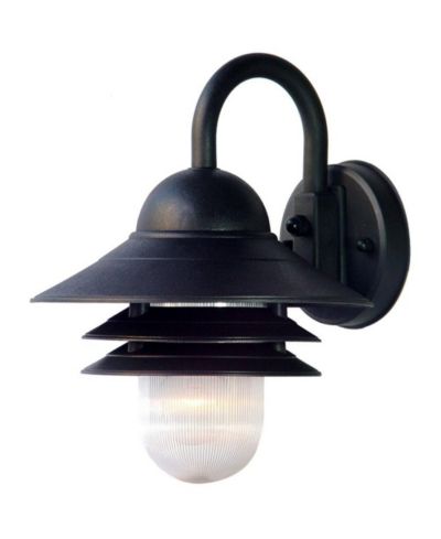 Outdoor Wall Light with Three-Tier Lamp Shade – Stylish Lighting for Exterior Spaces