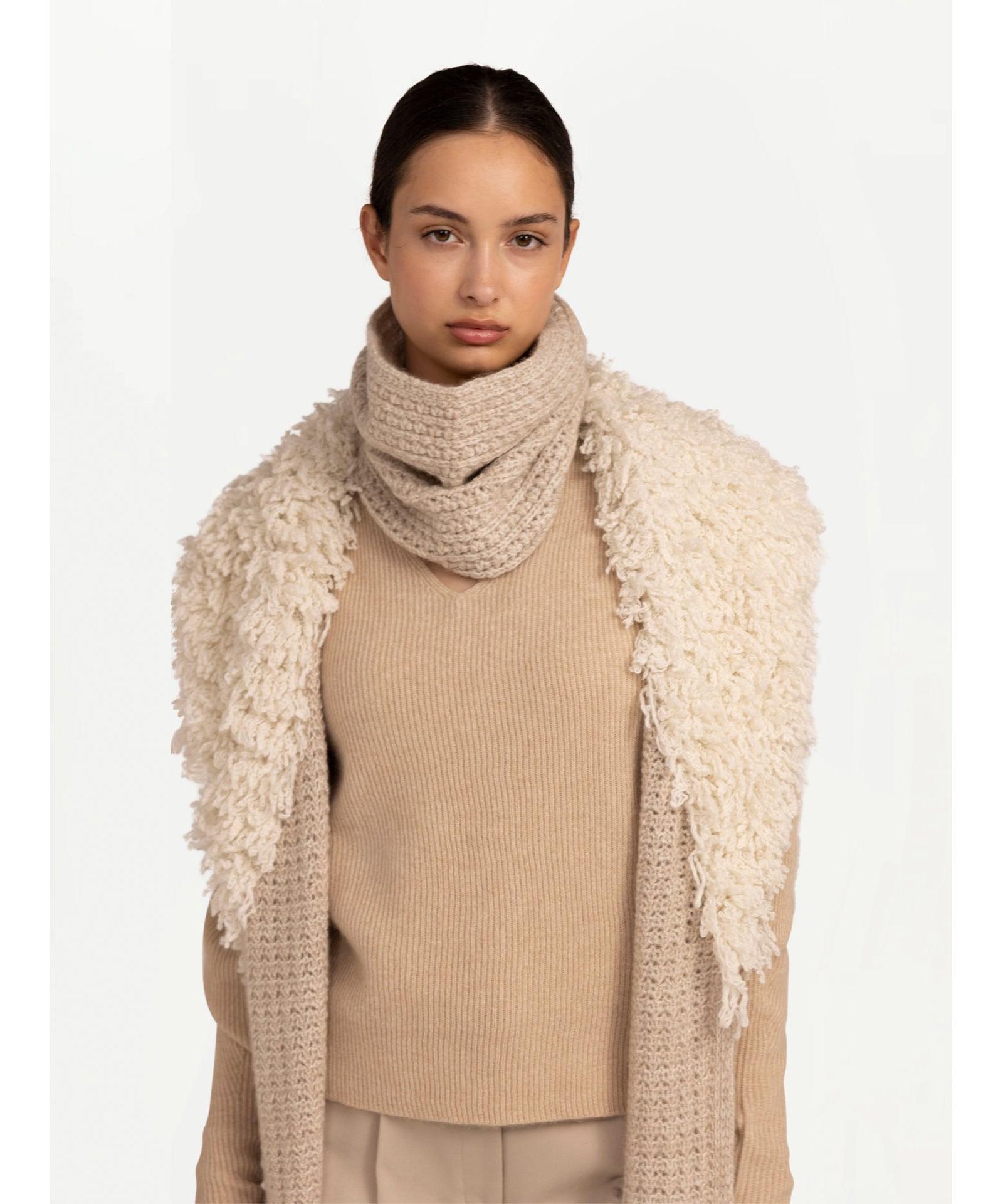 Женский кашемировый жилет Gobi Cashmere Loop-Stitched