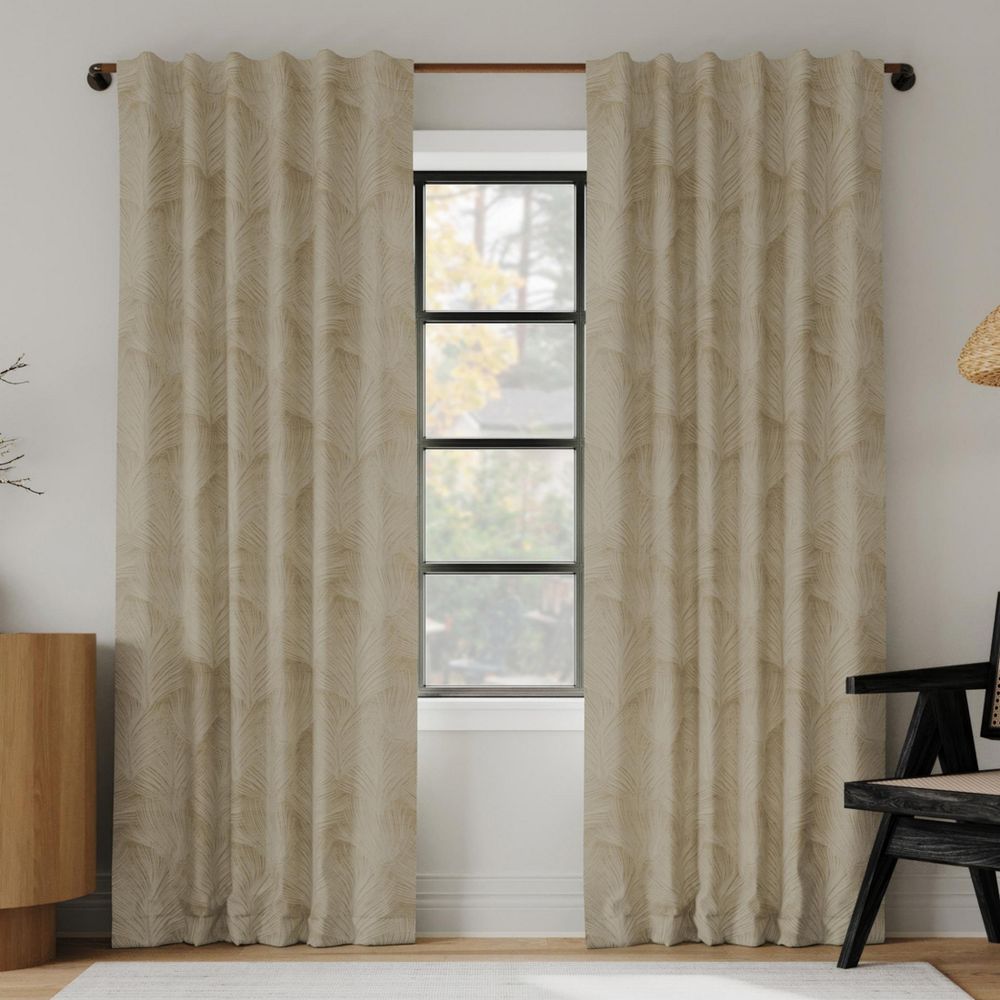 Coppa Leaf Motif Magnetic Closure 100% Blackout Back Tab Curtain Panel