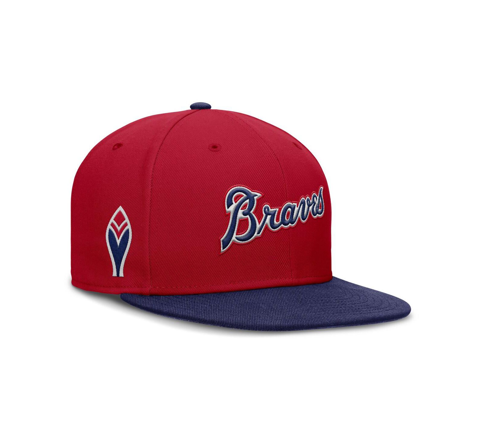 Nike Men's Red Atlanta Braves True Performance Fitted Hat