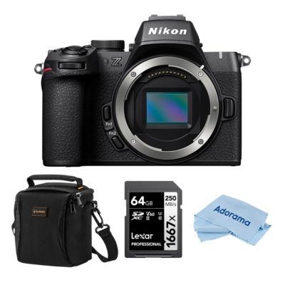 Беззеркальная камера Nikon Z50II, комплект с картой памяти 64GB и сумкой через плечо