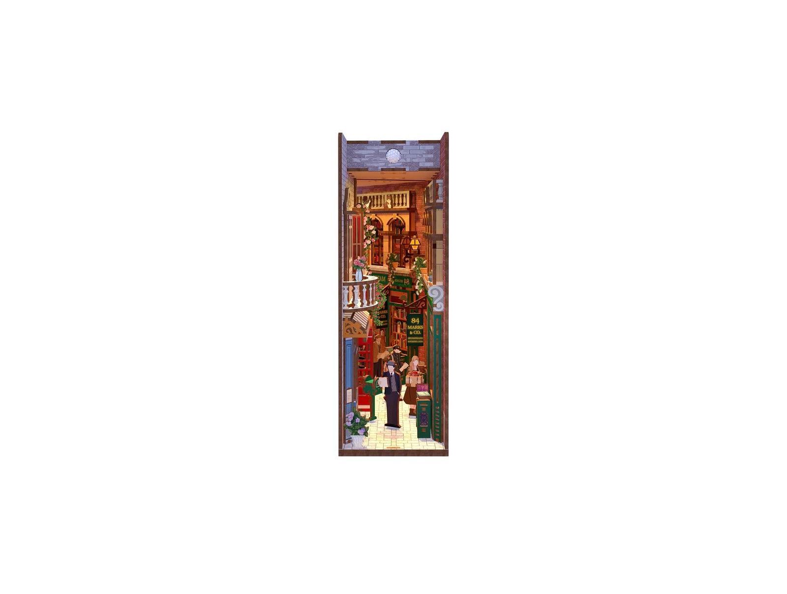 Набор для создания 3D Book Nook Kit: 84 Charing Crodd Road 178pcs