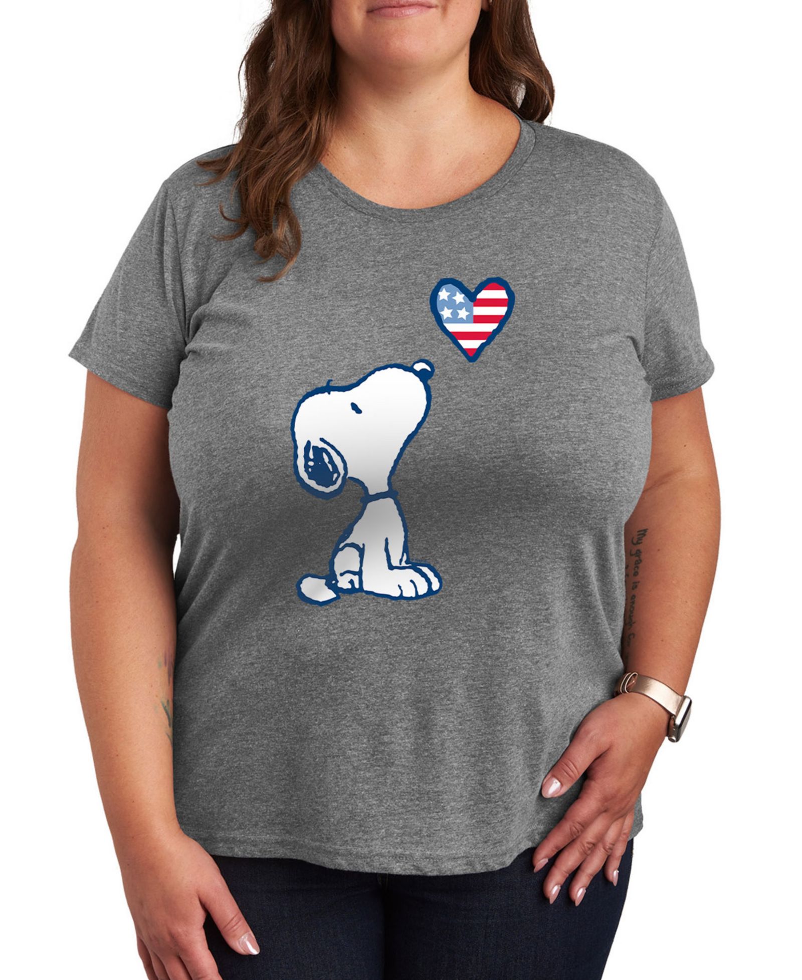 Футболка Hybrid Apparel Plus Size Peanuts Snoopy American Flag Heart Graphic