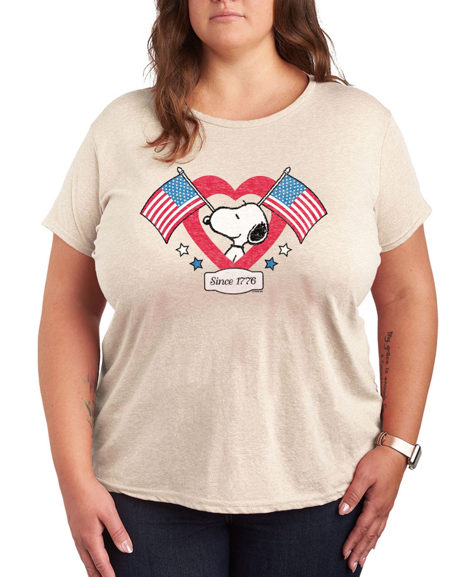 Женская футболка Hybrid Apparel Plus Size Peanuts Snoopy American Flag Heart Graphic
