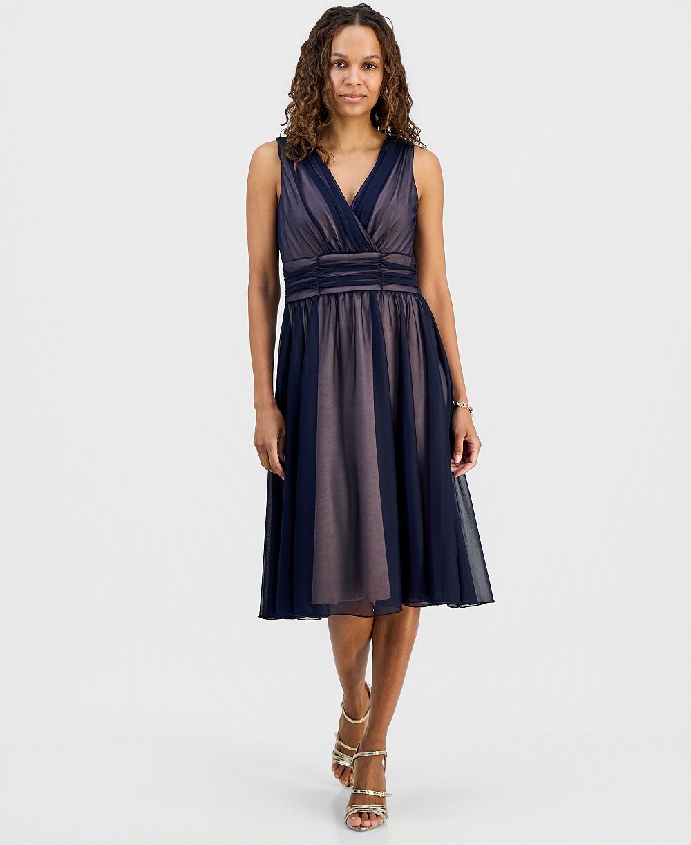 Платье Connected Petite Sleeveless Chiffon