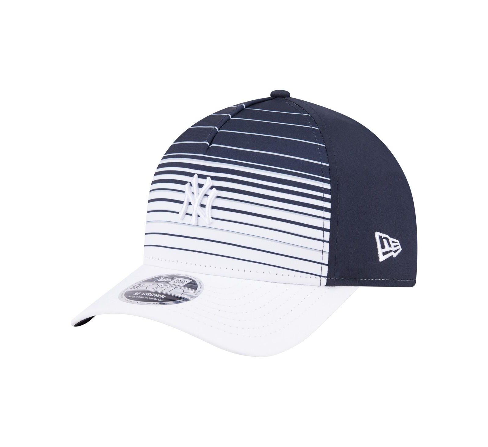 Мужская кепка New Era Navy New York Yankees Gradient 9FORTY M-Crown Adjustable
