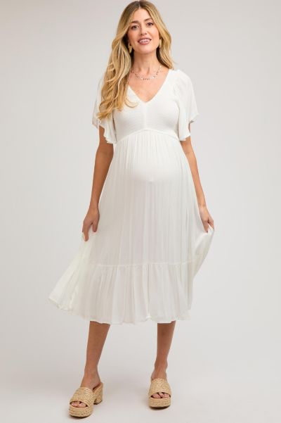 Женское светло-голубое платье Pinkblush Women's Light Blue Smocked Ruffle Dress