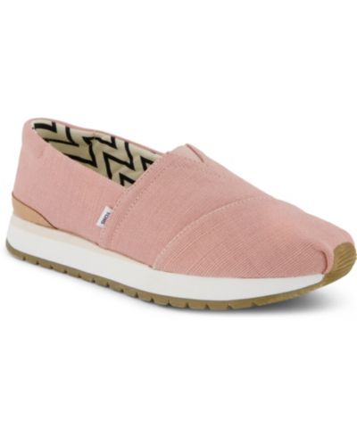 TOMS Women's Resident Plus Almond Toe Sneakers