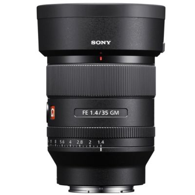 Sony FE 35mm f/1.4 GM объектив, комплект с набором фильтров 67mm Digital Essentials и чехлом для объектива 15x15"