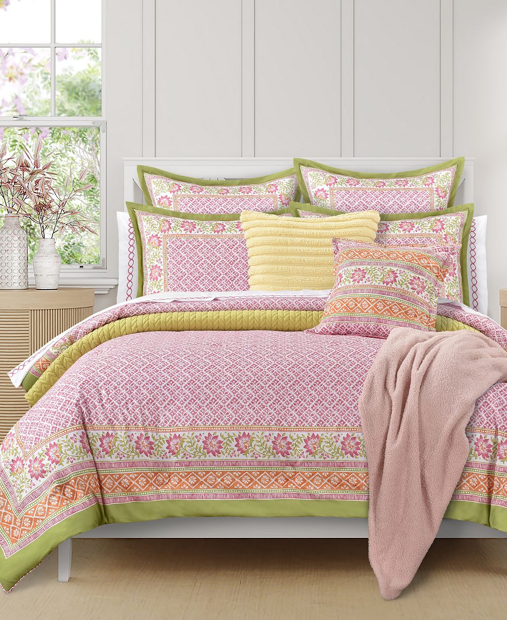 J. Queen Bold Bold Shiloh 3-Pc. Comforter Set, King/California King