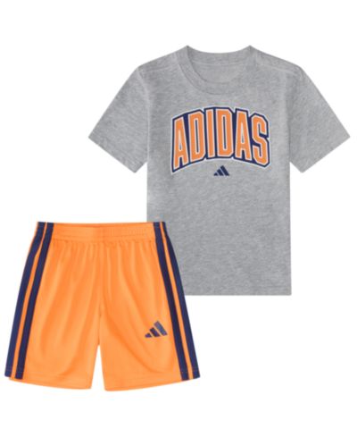 Комплект adidas из футболки с коротким рукавом и шорт с 3-Stripe для малышей