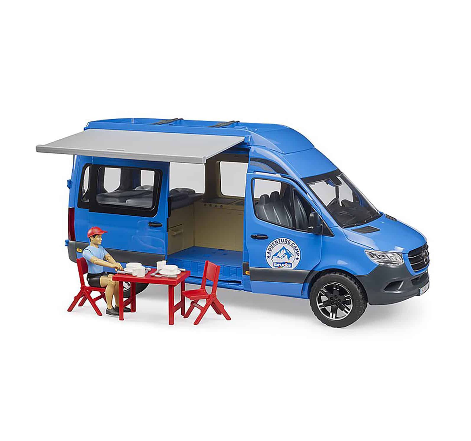 Bruder Mercedes Sprinter Camper Van 1/16 с водителем
