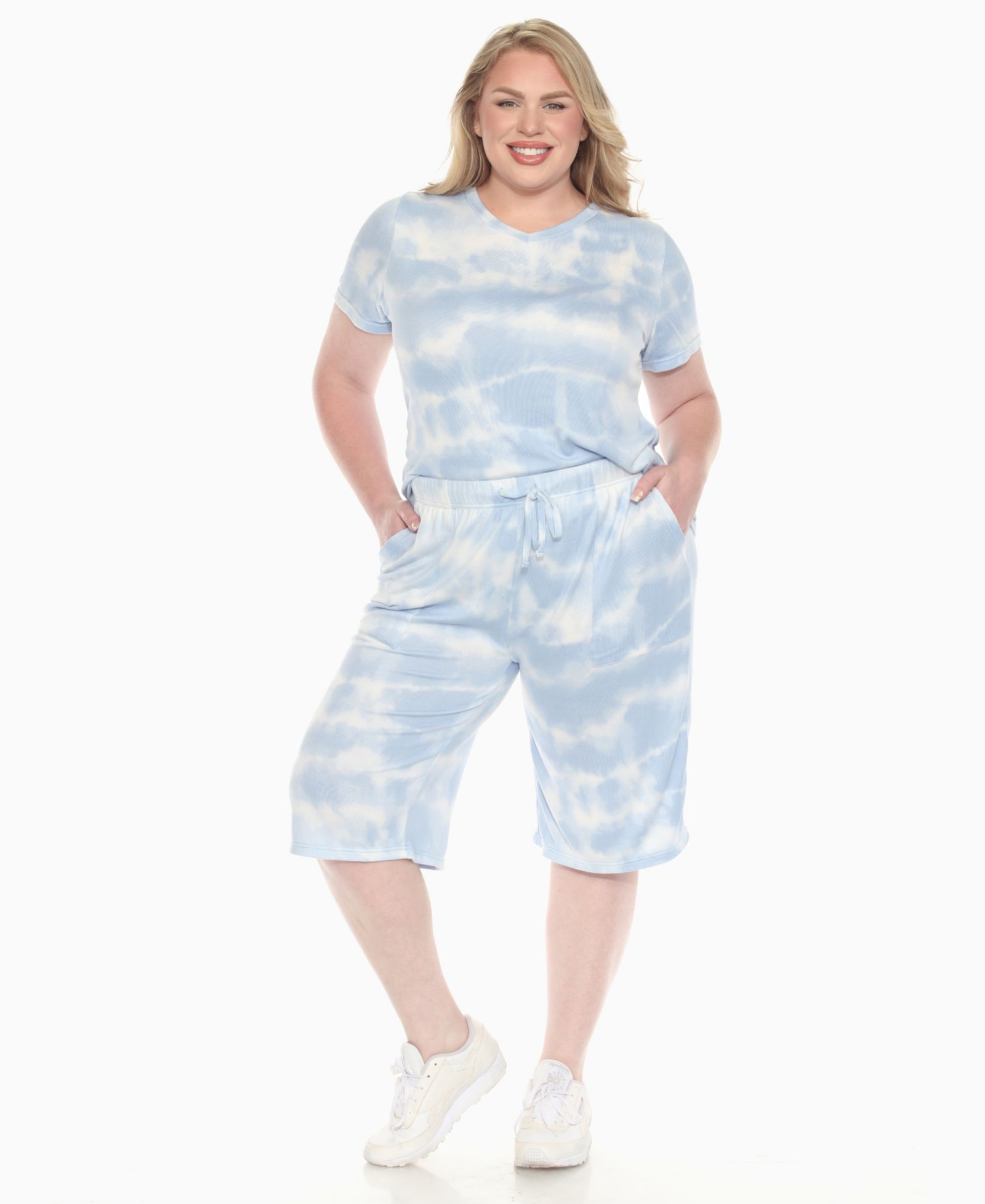 White Mark комплект из топа с коротким рукавом и брюк-капри Plus Size