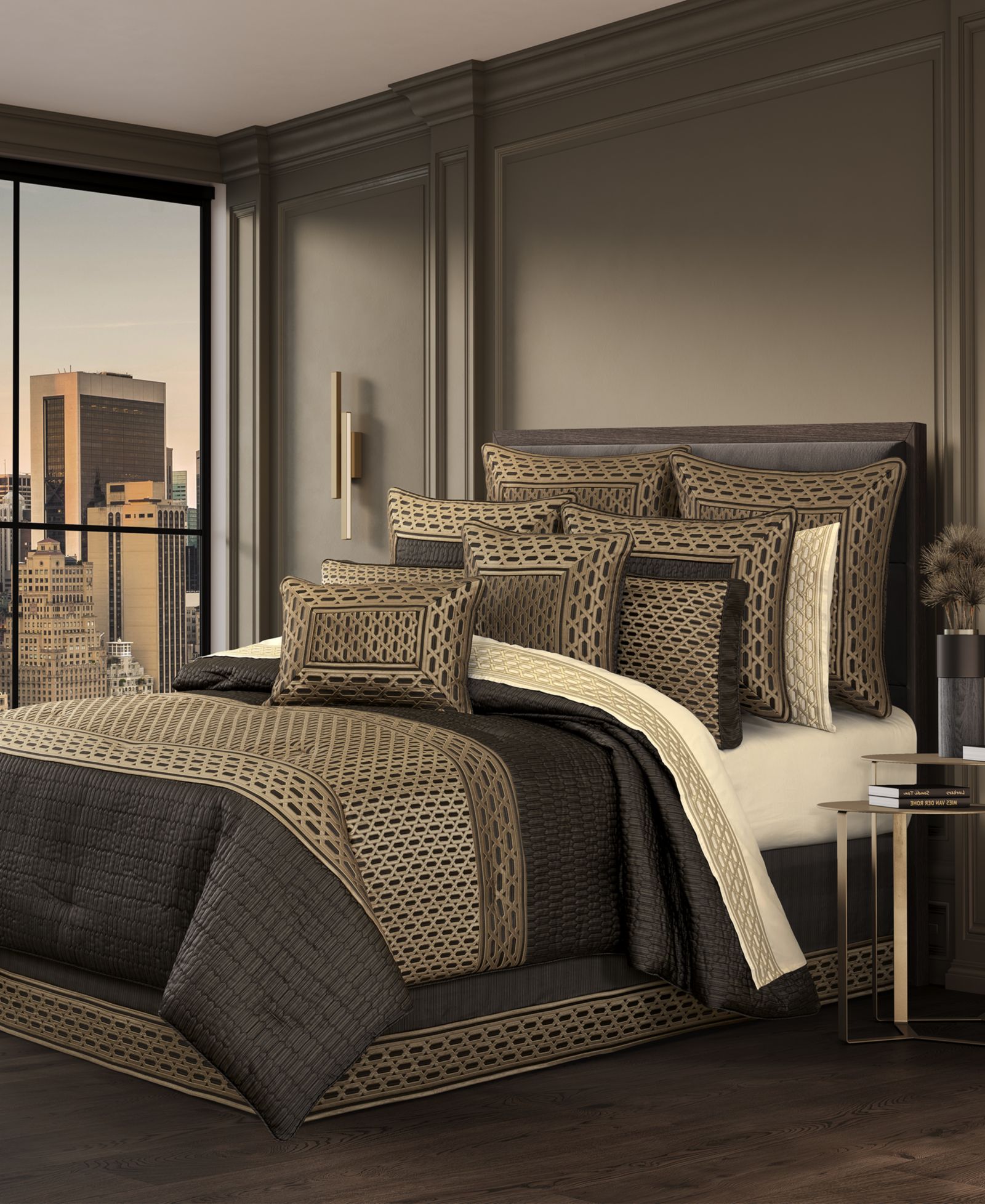 J Queen New York комплект из 4 предметов: одеяло Metropolitan, размер King