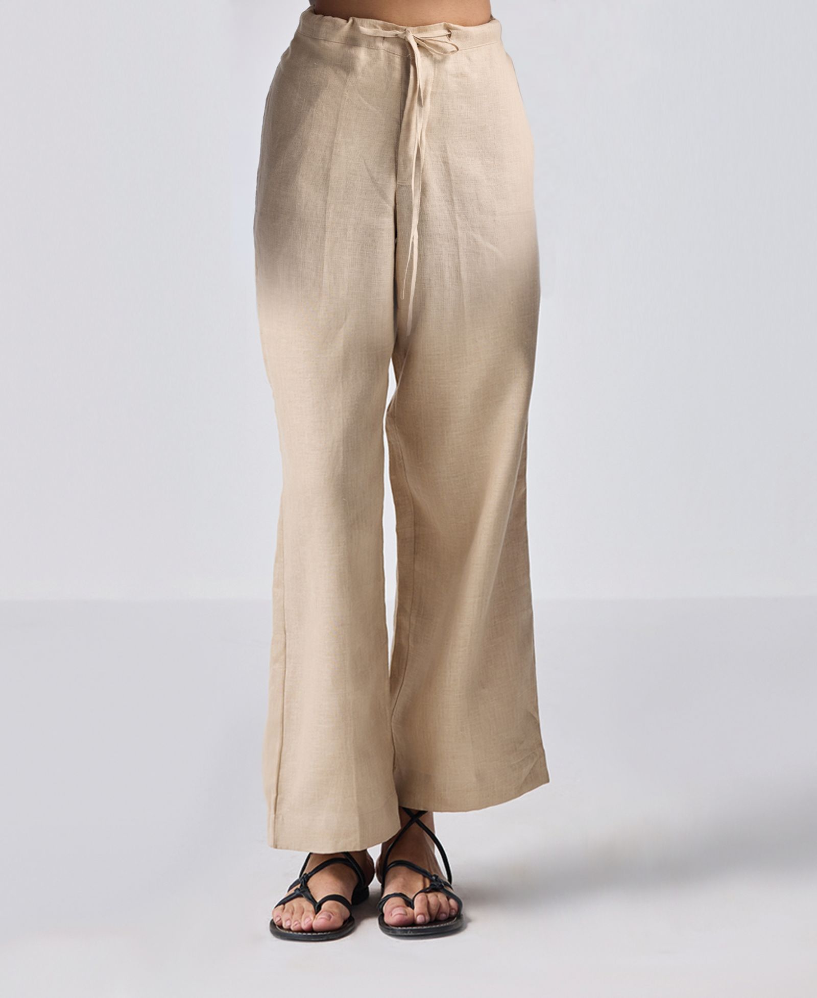 Reistor Women's Wide Leg Pants in Hemp