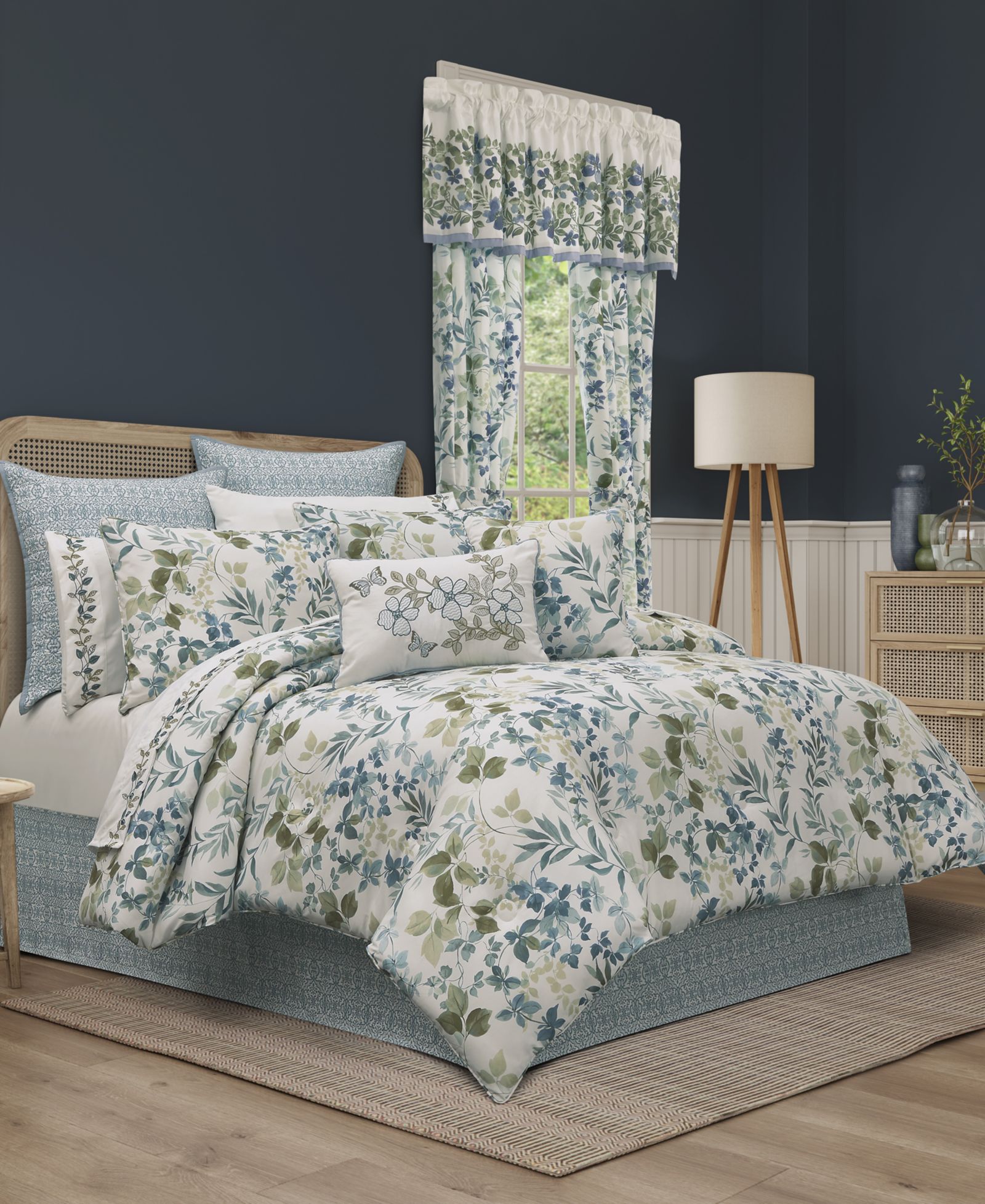 Royal Court Evergreen Botanical Leaf комплект из 4 одеял, King